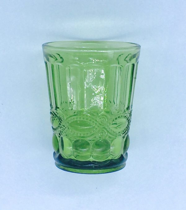 стакан зеленый